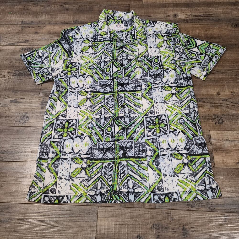 One Resolution clothing Men's button down short sleeve shirt size Large 2208